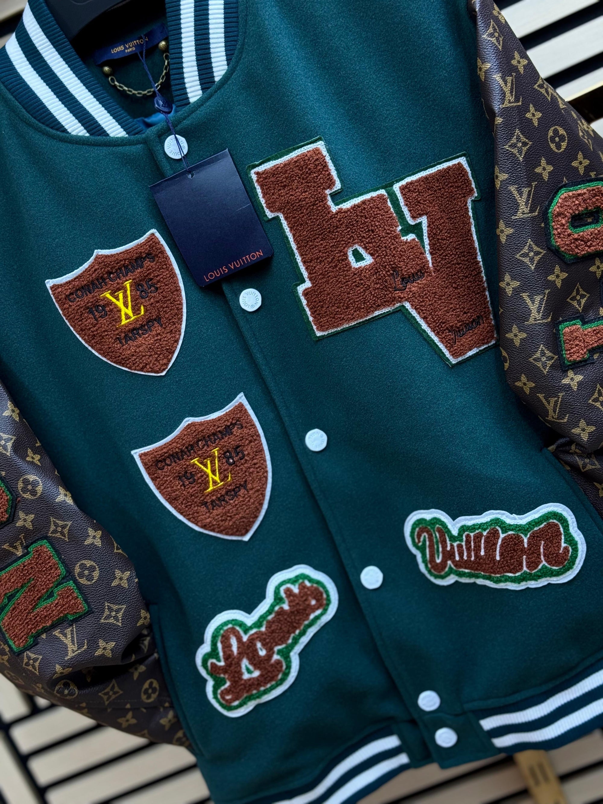Chaqueta Louis Vuitton (Máxima calidad)