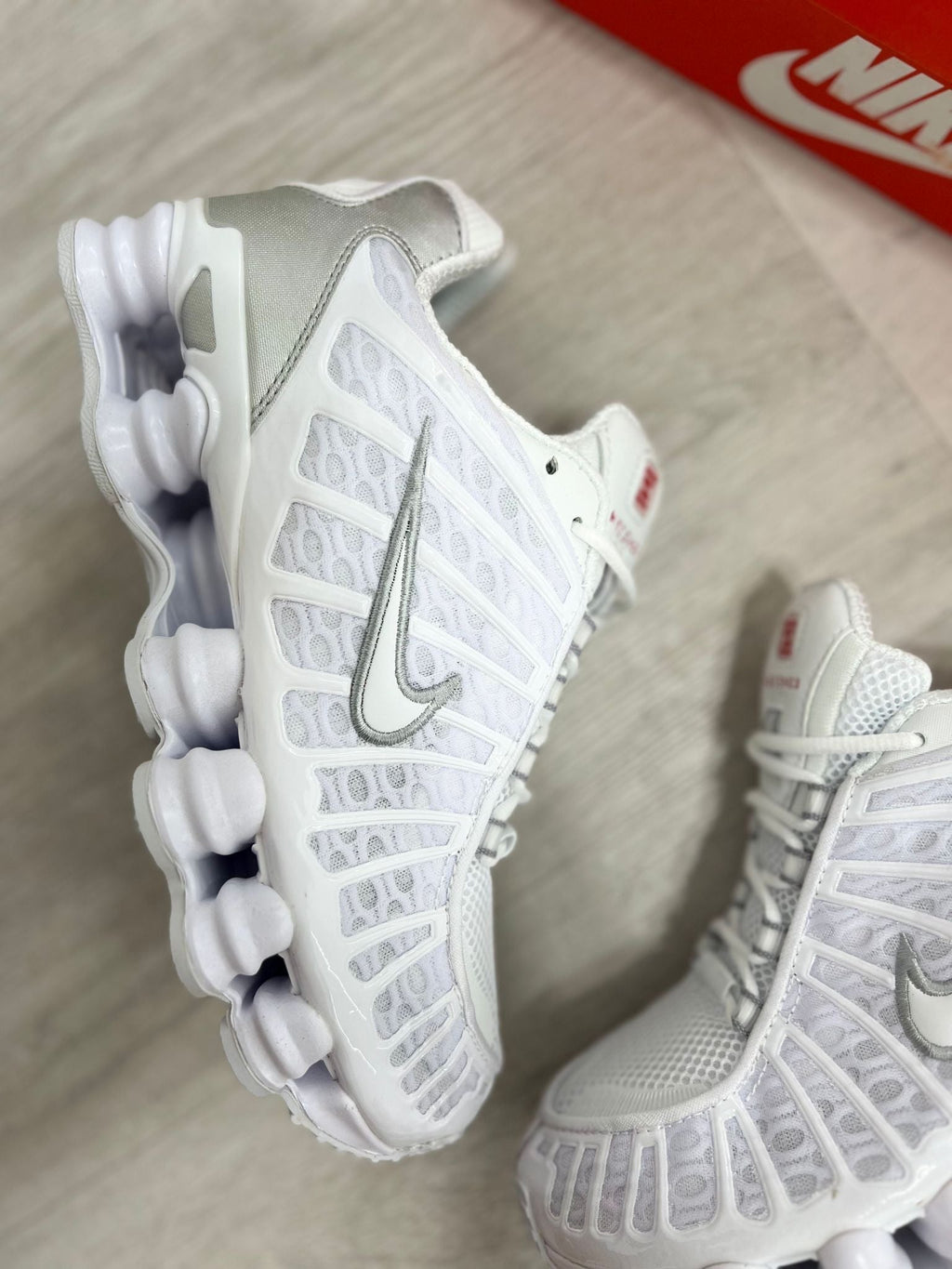 Nike Shox blancas