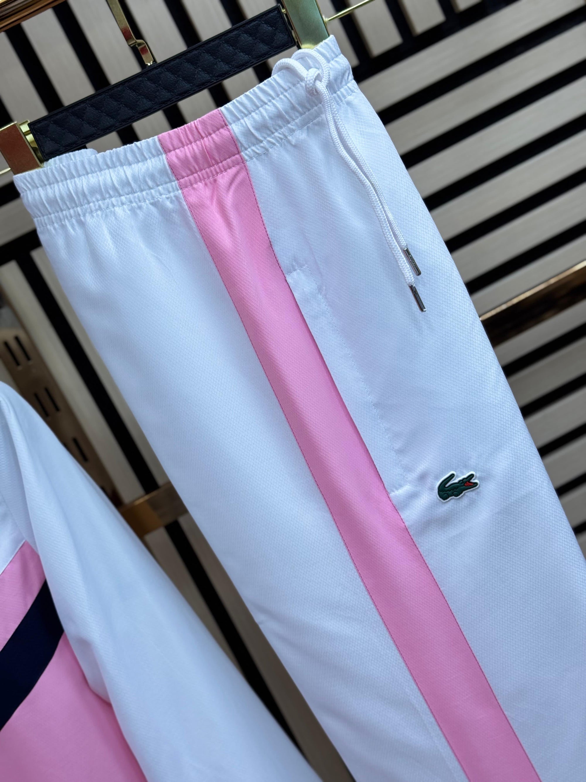 Chándal Lacoste (Rosa y blanco )