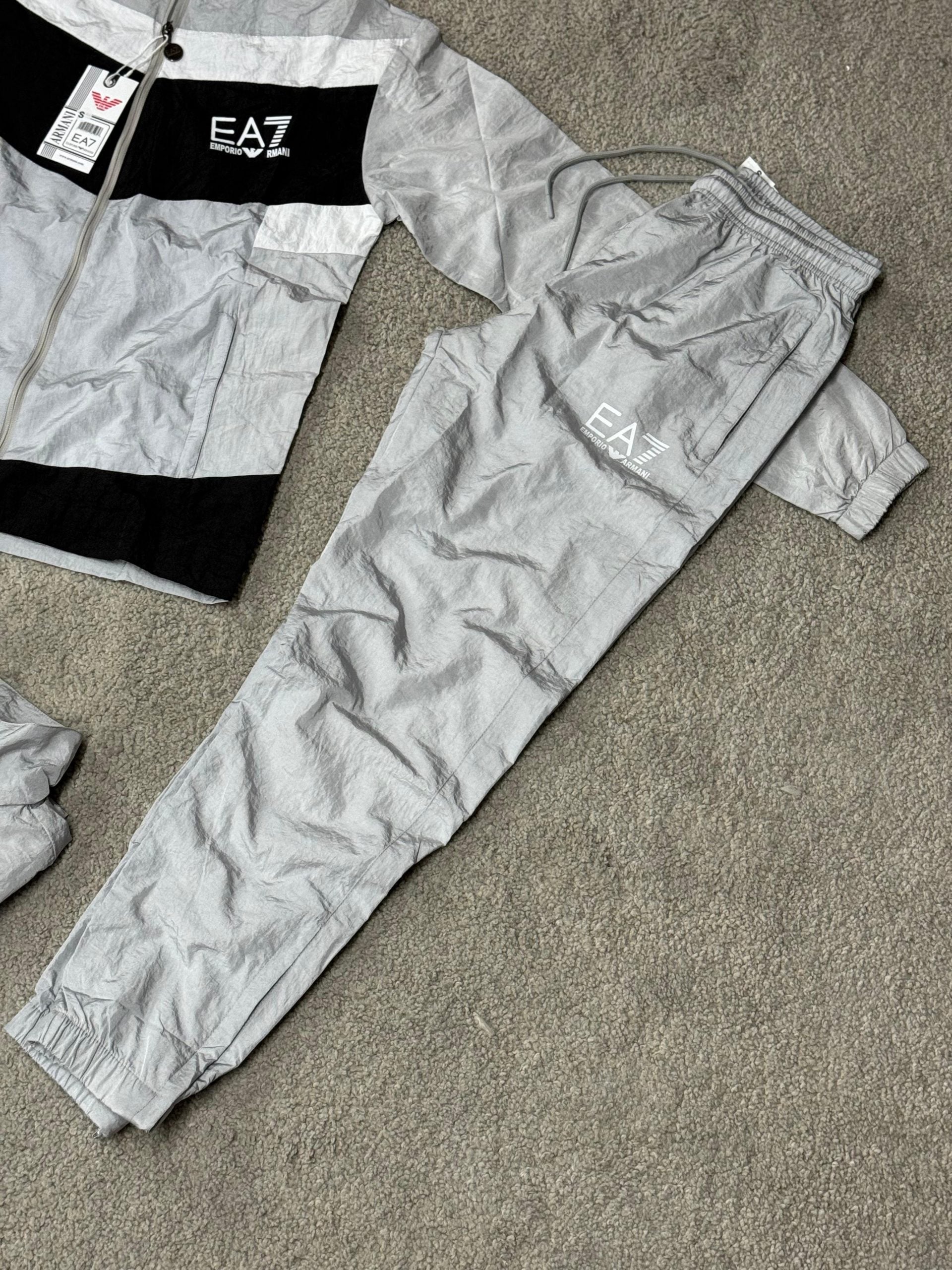 Chandal Armani (Gris) Max calidad