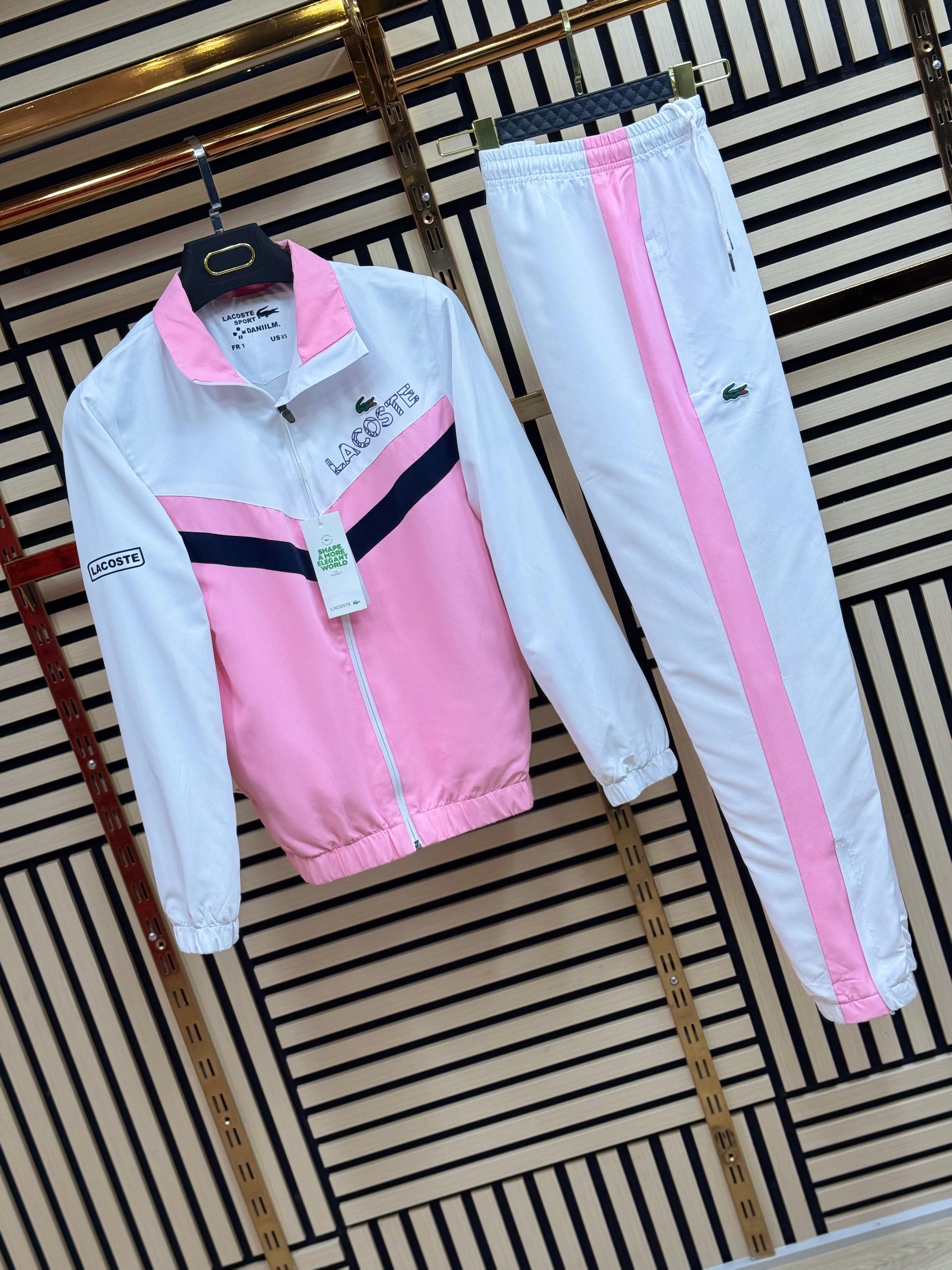 Chándal Lacoste (Rosa y blanco )