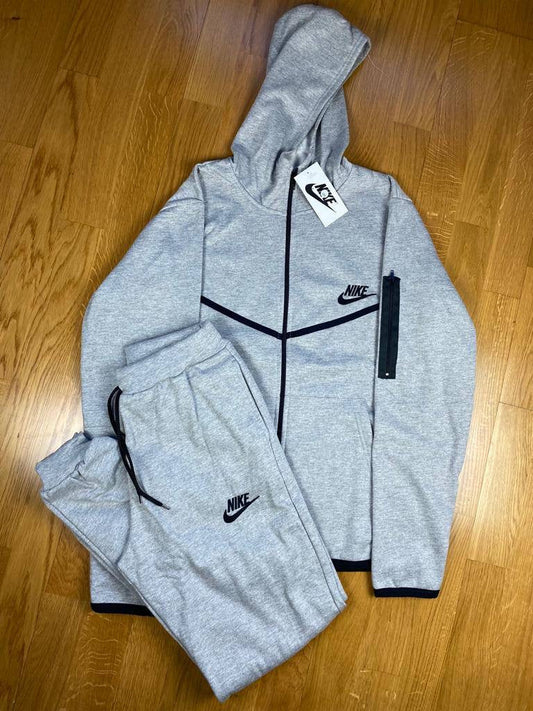 Nike Tech Fleece