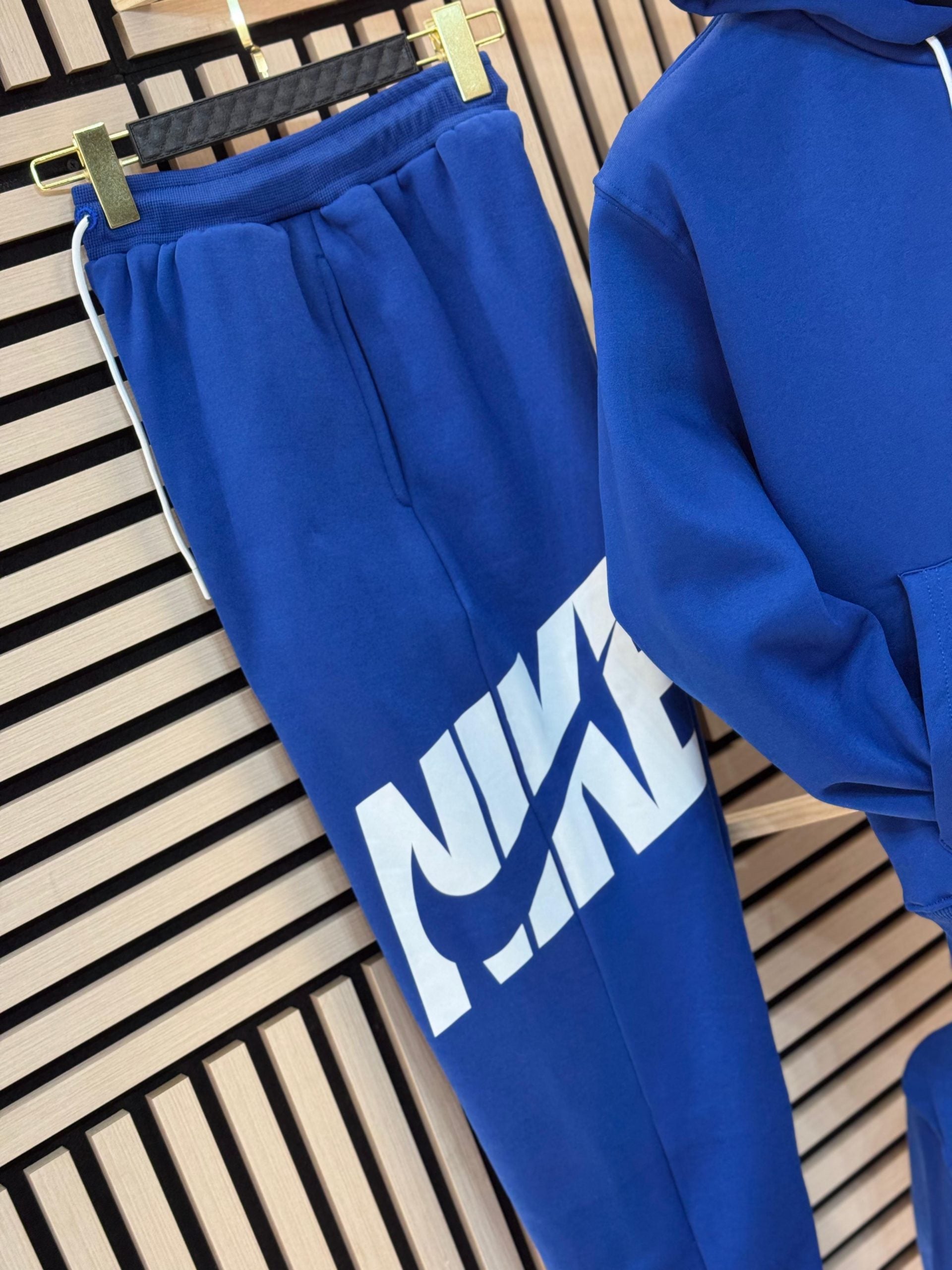 CHANDAL NIKE