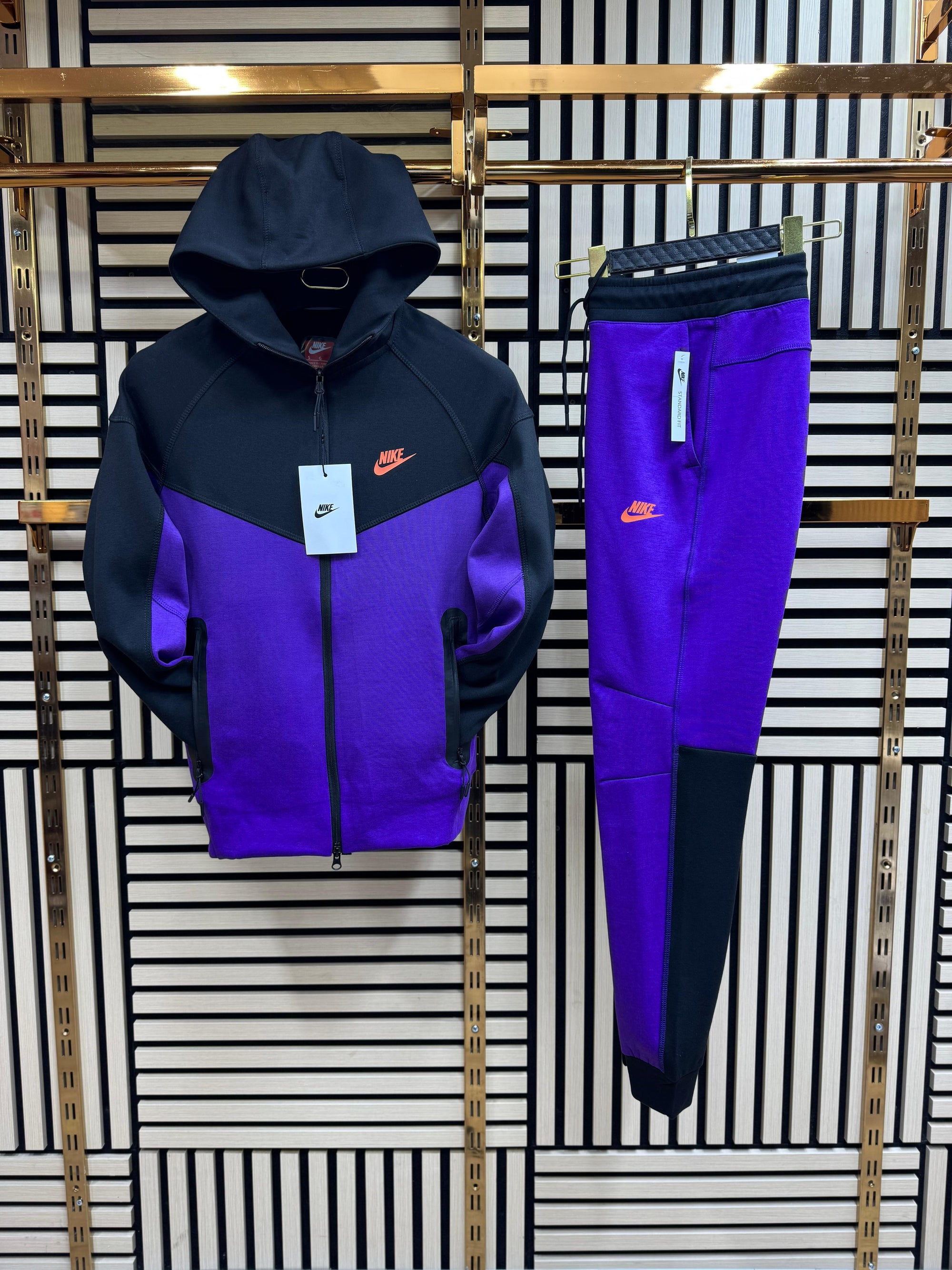 CHANDAL NIKE TECH