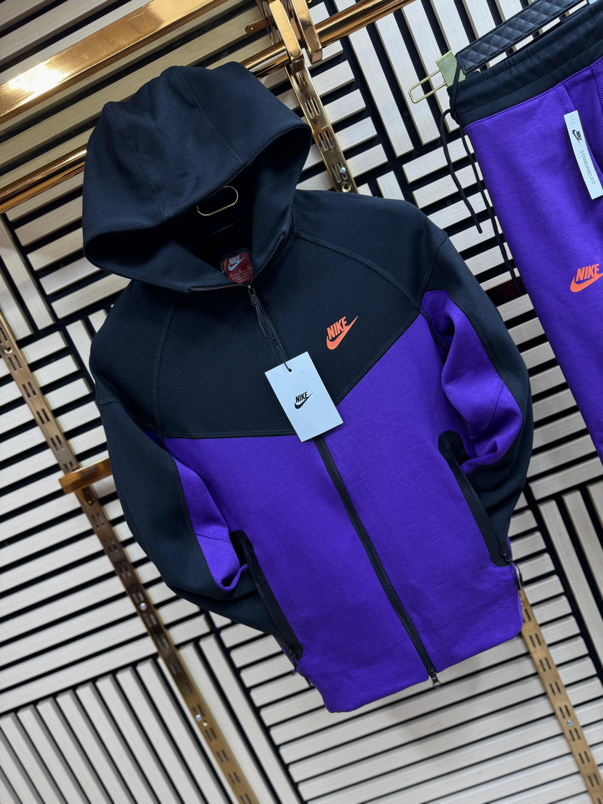 CHANDAL NIKE TECH