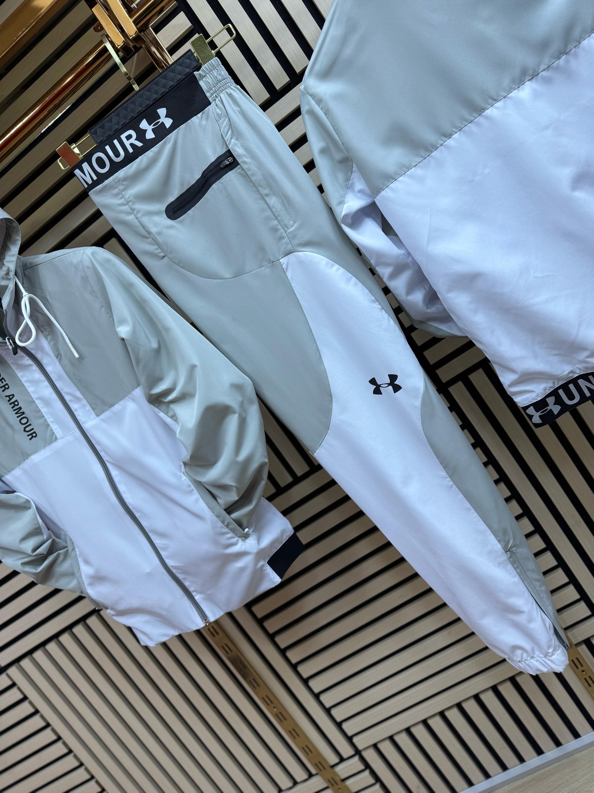 CHANDAL UNDER ARMOUR